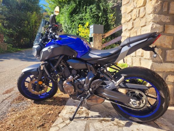Yamaha mt-07 a2