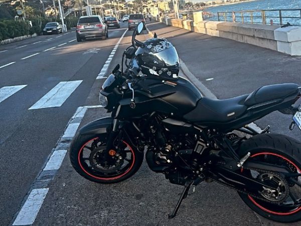 Yamaha mt 07 a2 abs