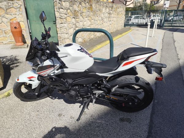 Kawasaki z400 2023 7700km