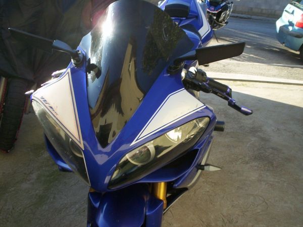 1000 r1