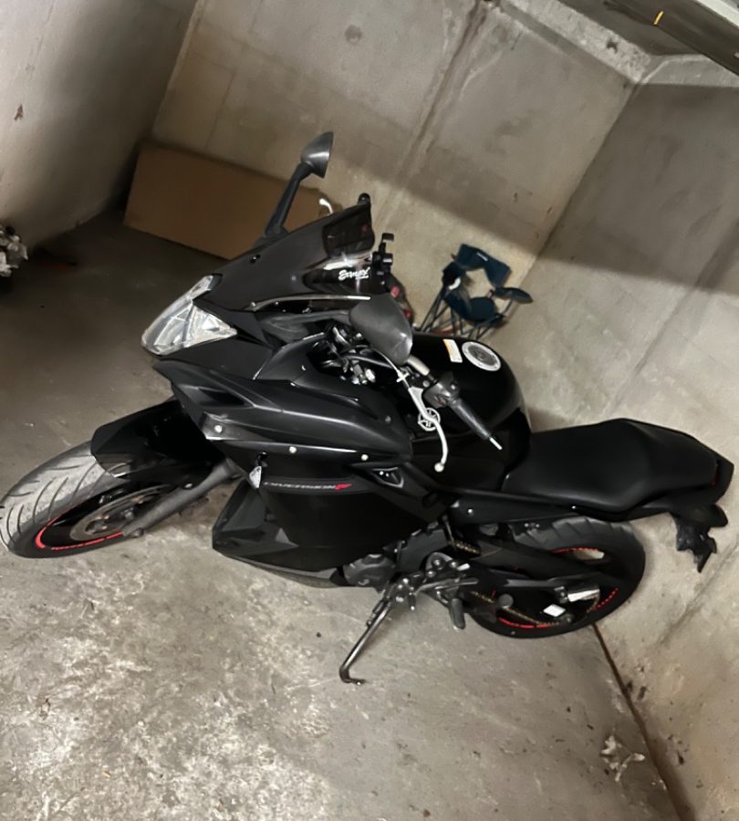 Xj6 diversion f a2