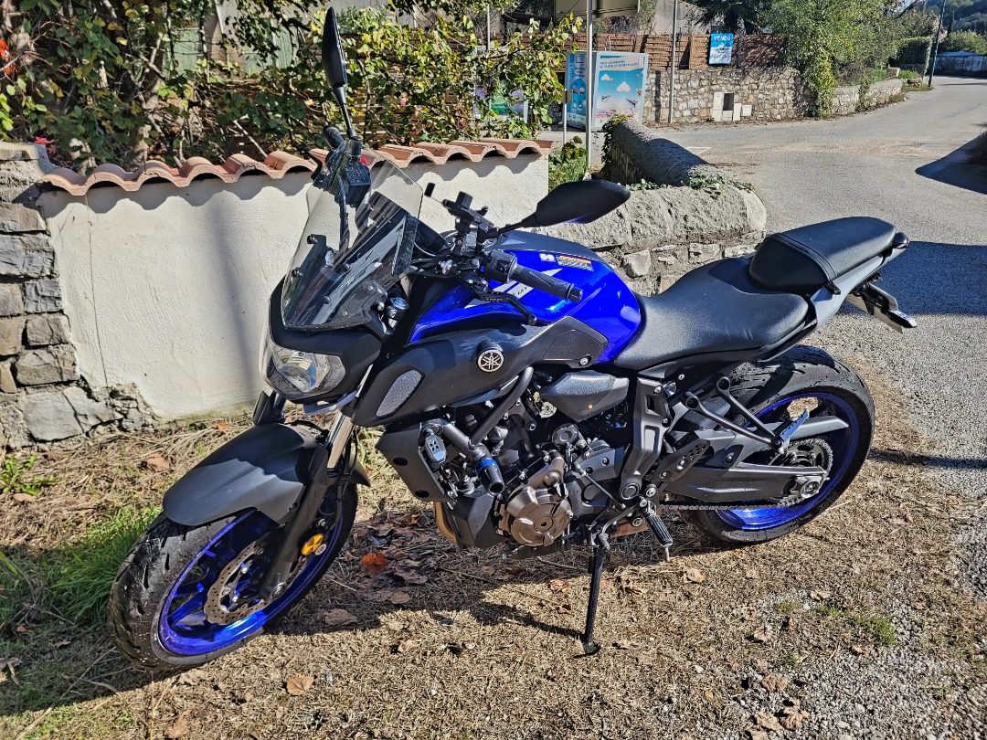 Yamaha mt-07 a2