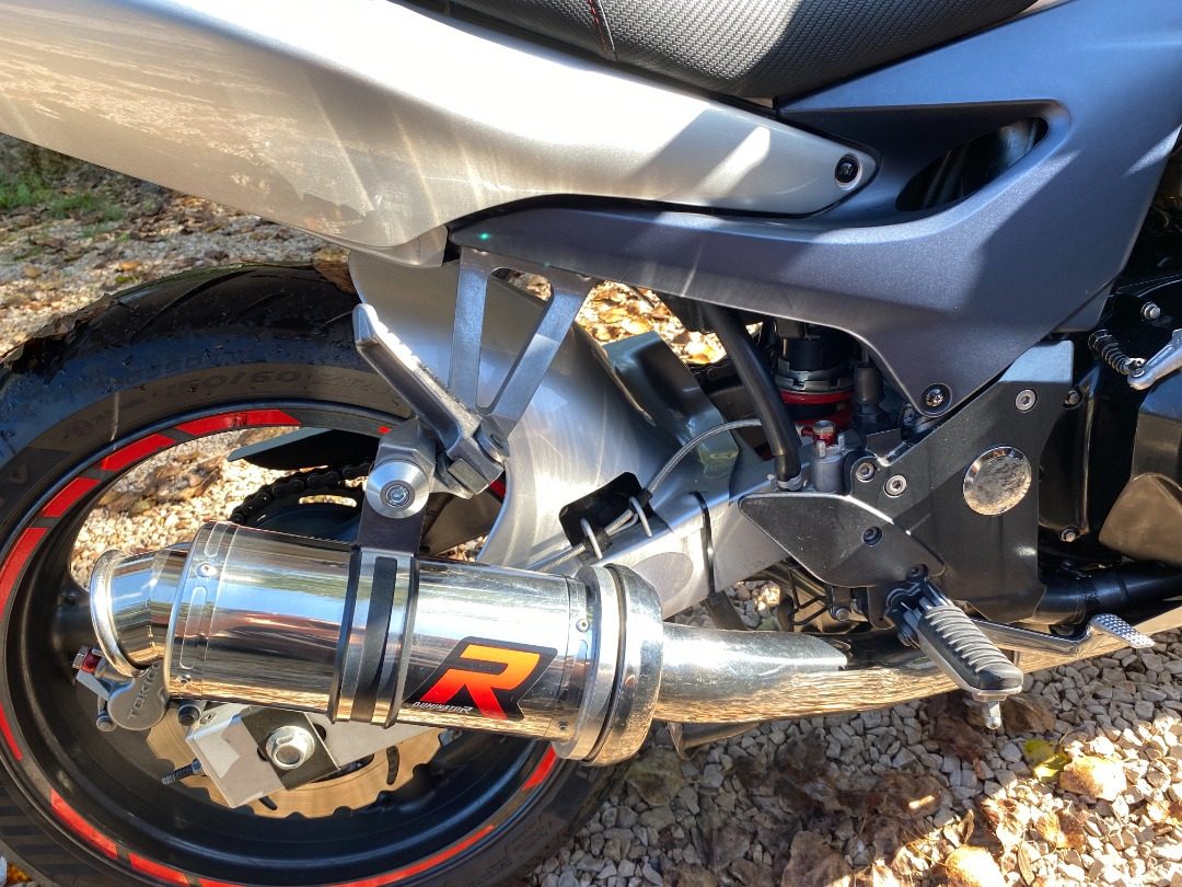 Kawasaki zr7s de 2001 - 55700 kms - excellent état