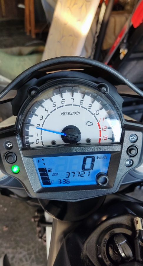 Kawasaki er-6n
