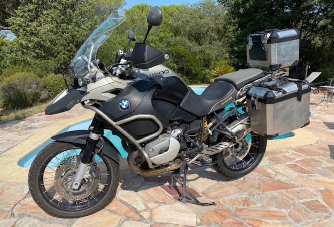 R1200gsa
