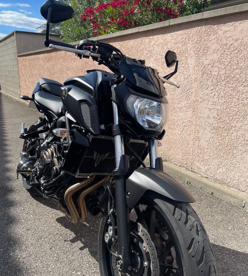 Yamaha mt-07 a2