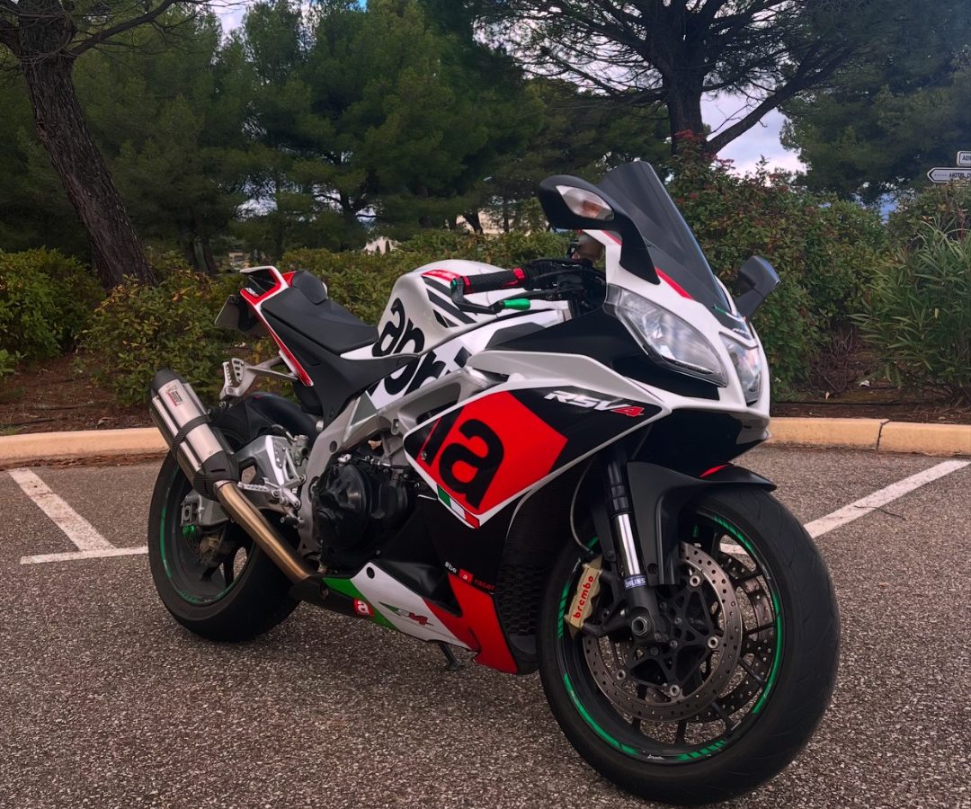 Aprilia rsv4