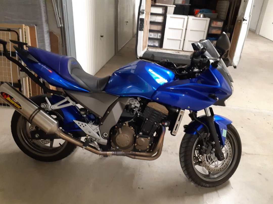 Kawazaki zr7s