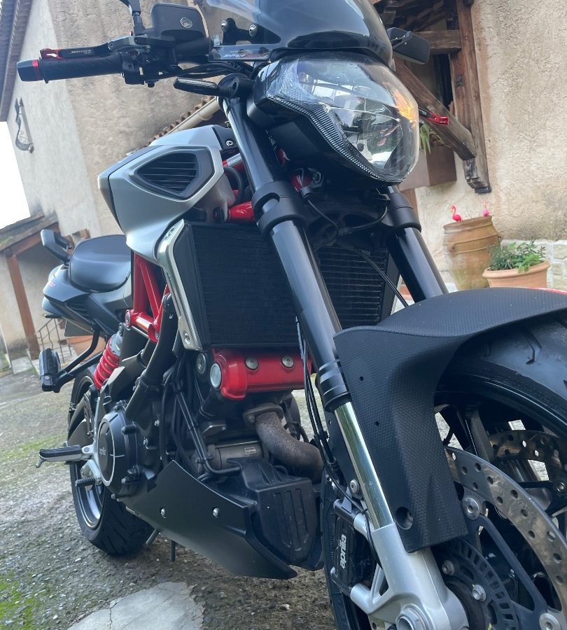 Aprilia 900 shiver