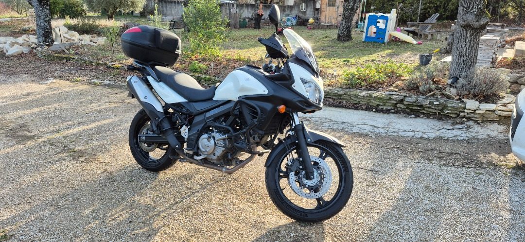 Vends v-strom 650 dl 2012