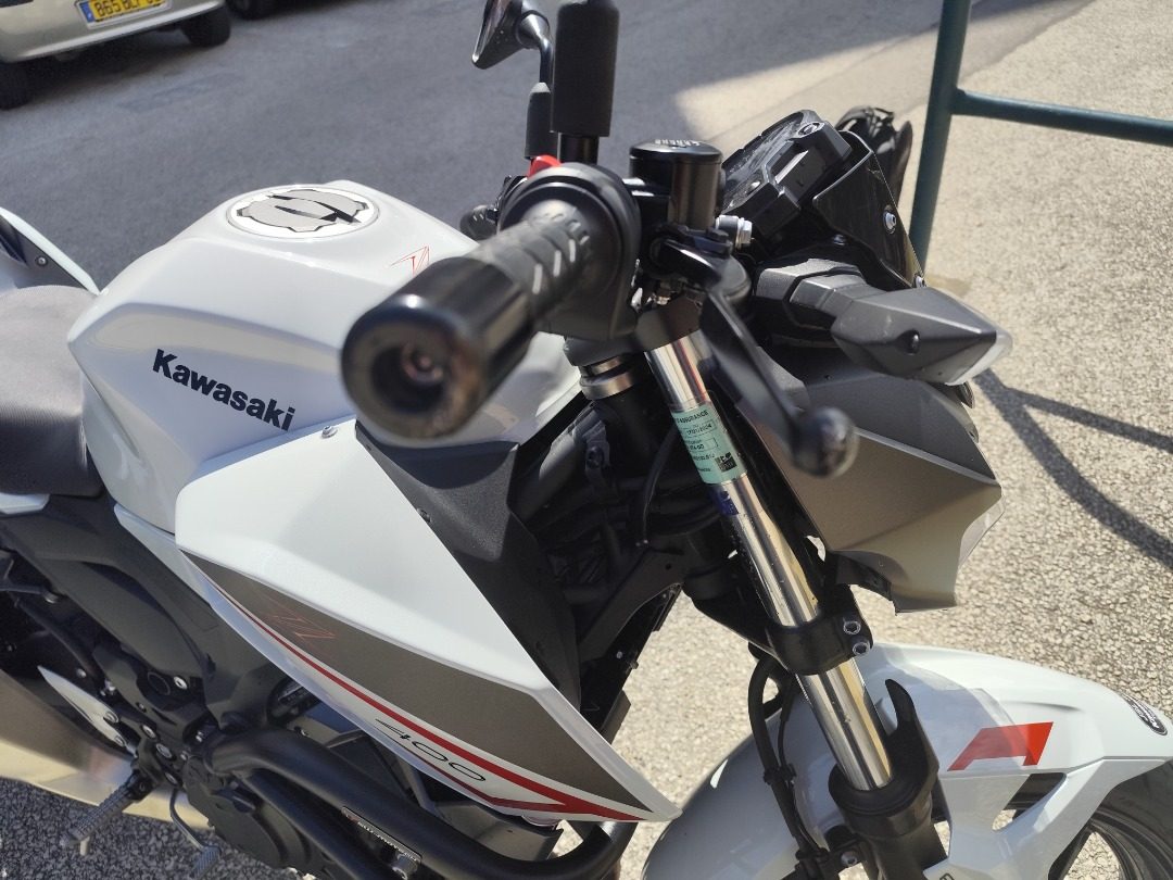 Kawasaki z400 2023 7700km
