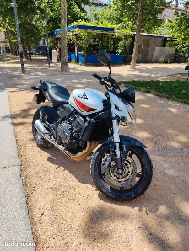 Honda hornet 600 2010 abs
