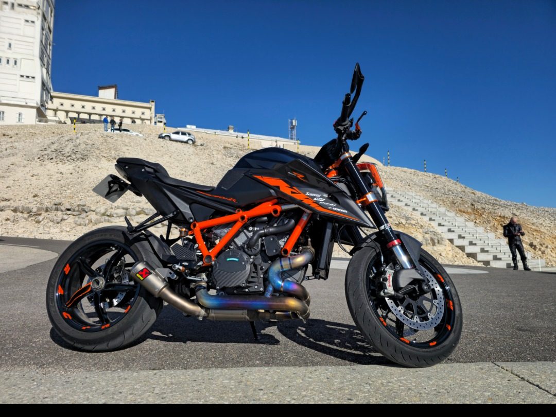 Ktm 1290 super duke r full équipée