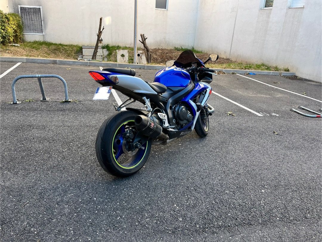 Gsxr 600 k7