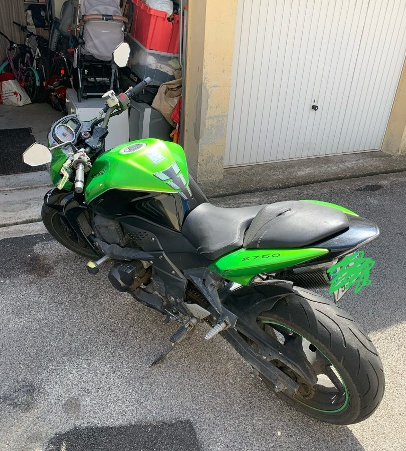 Kawasaki z750 (2009)