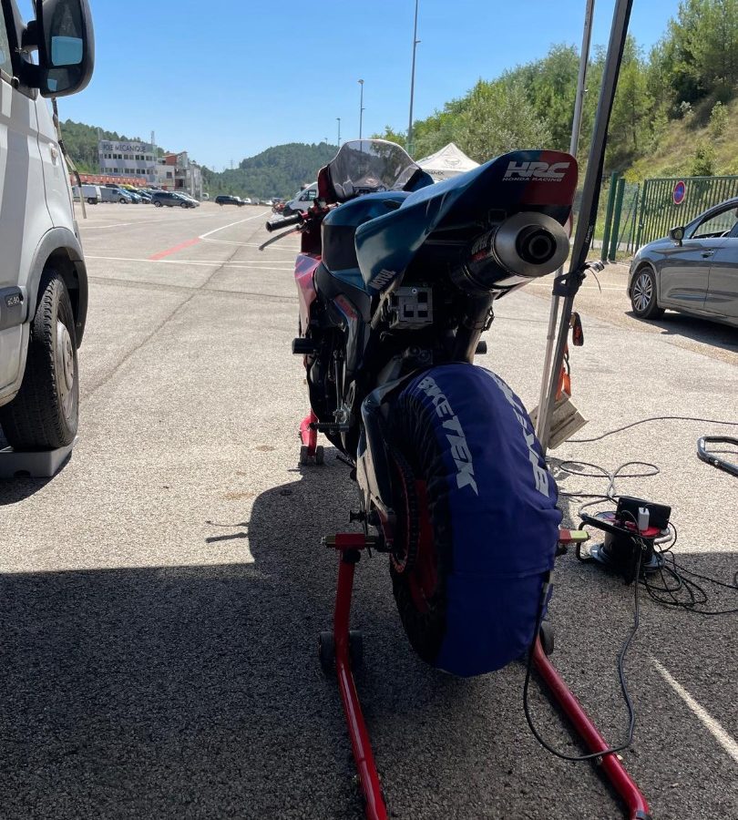 Moto piste 1000 cbr rr