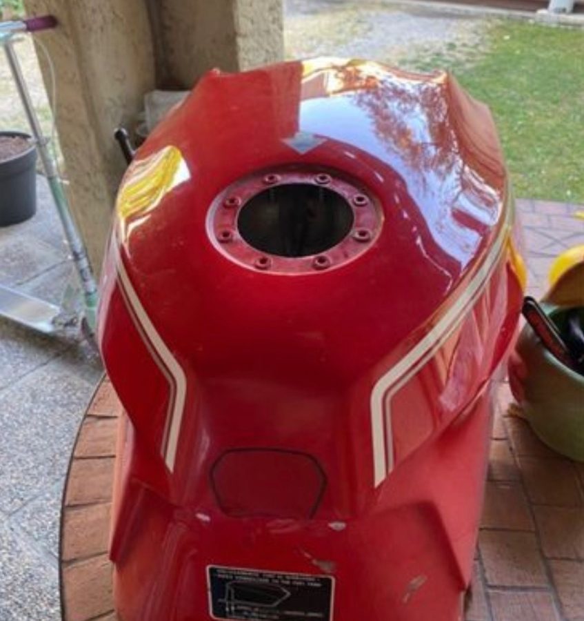 Réservoir ducati 906 paso