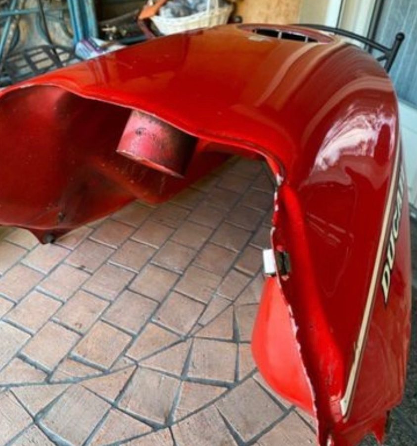 Réservoir ducati 906 paso