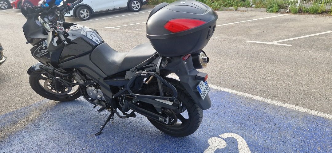 Suzuki v-strom 650 abs full black