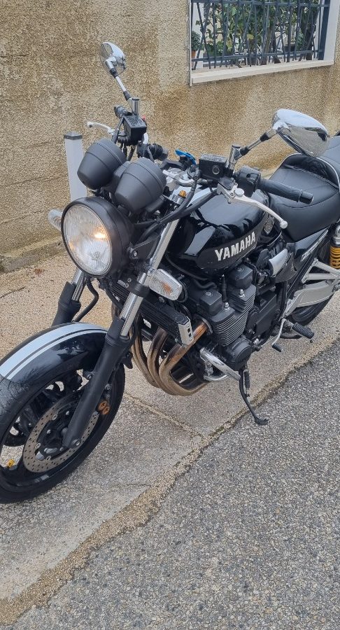 Yamaha xjr 1300