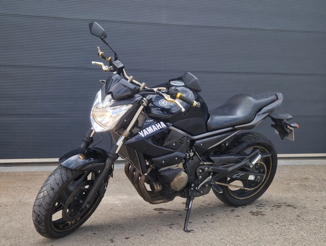 Yamaha xj6