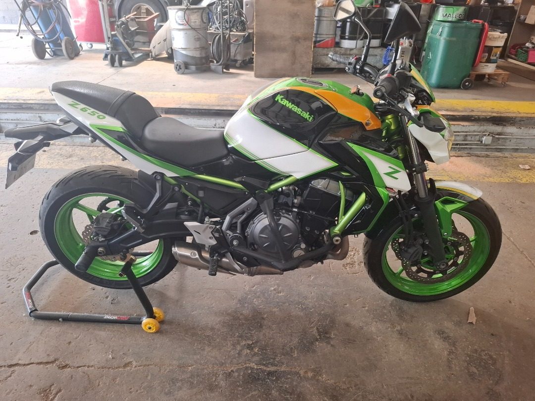 Kawasaki z650 abs