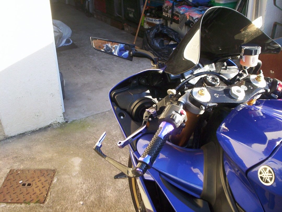 1000 r1