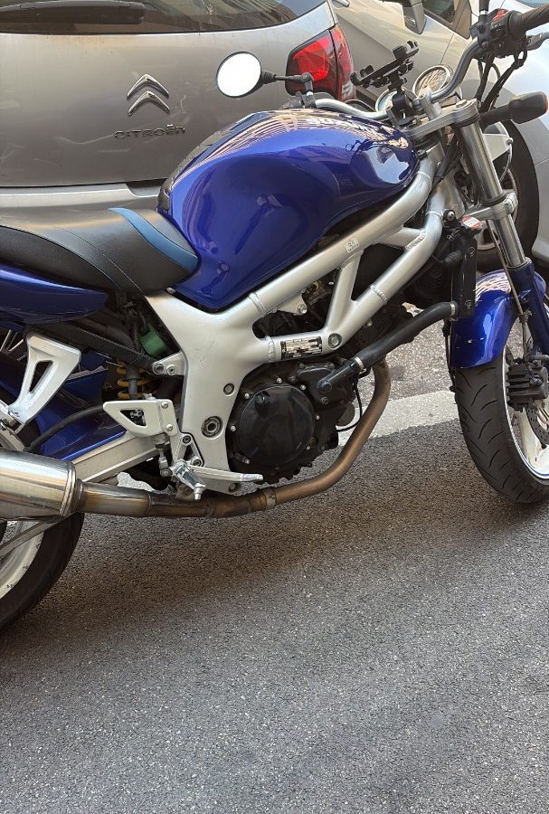 Suzuki sv650
