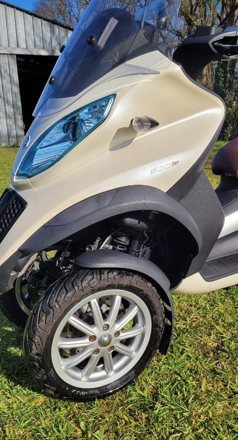Piaggio mp3 touring