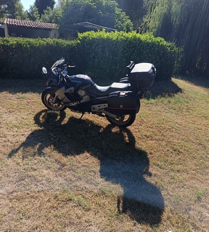 Gsxf 750