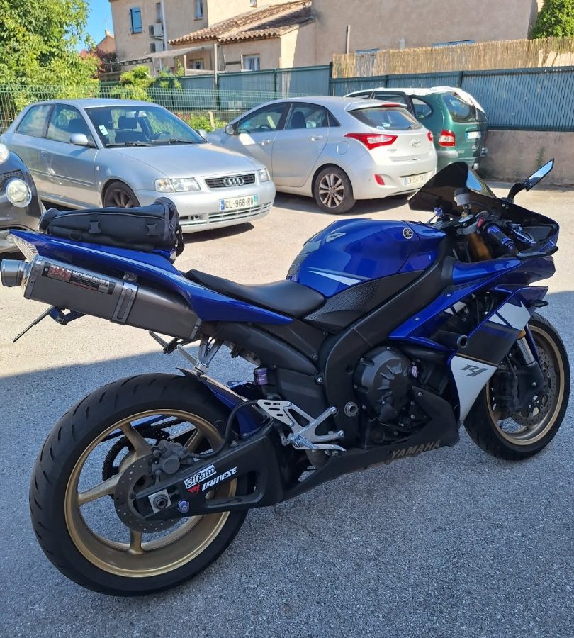 1000 r1