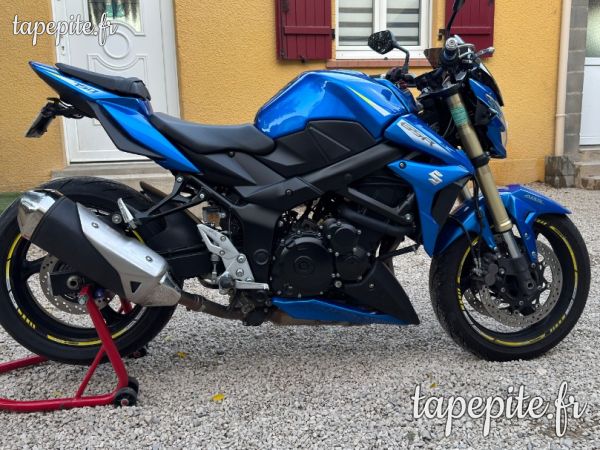 Vend suzuki gsr 750 2016 abs