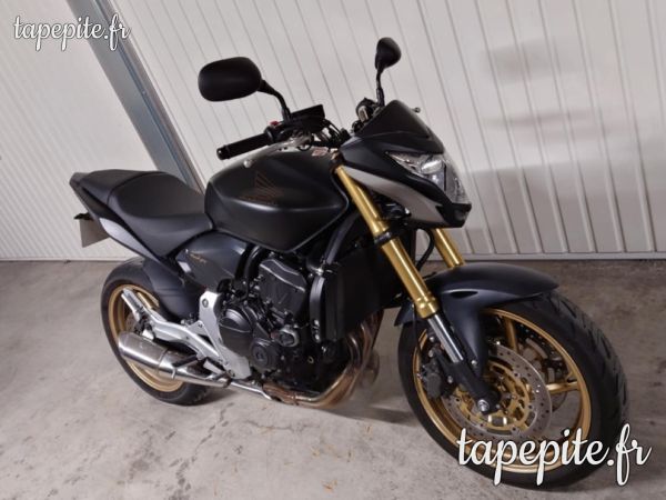 Honda hornet cb600f
