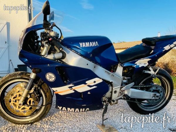 1000 fzr yamaha