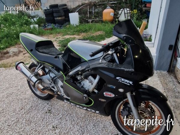 600 cbr piste