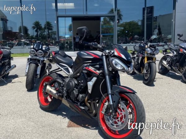 Triumph street triple rs